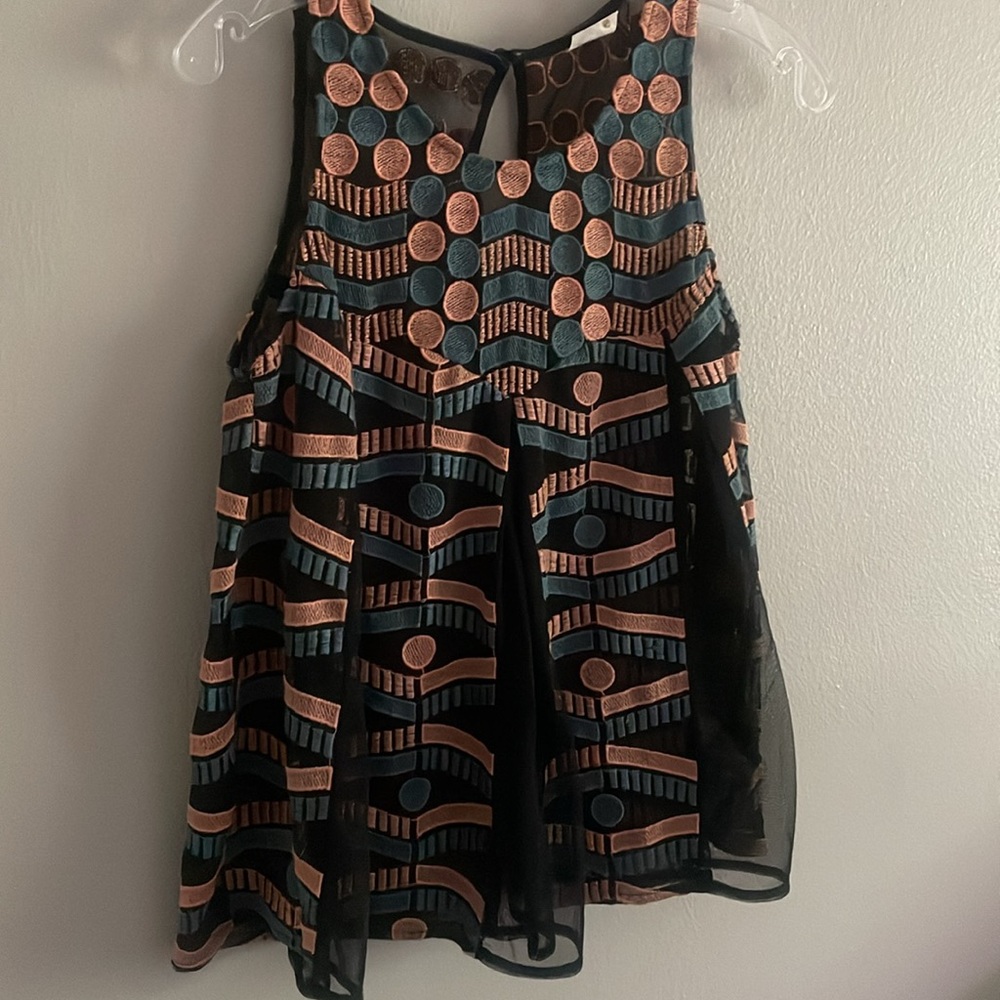 Anthropologie Sleeveless Akemi and Kin Kalila Embroidered Top Size Small - Picture 3 of 9